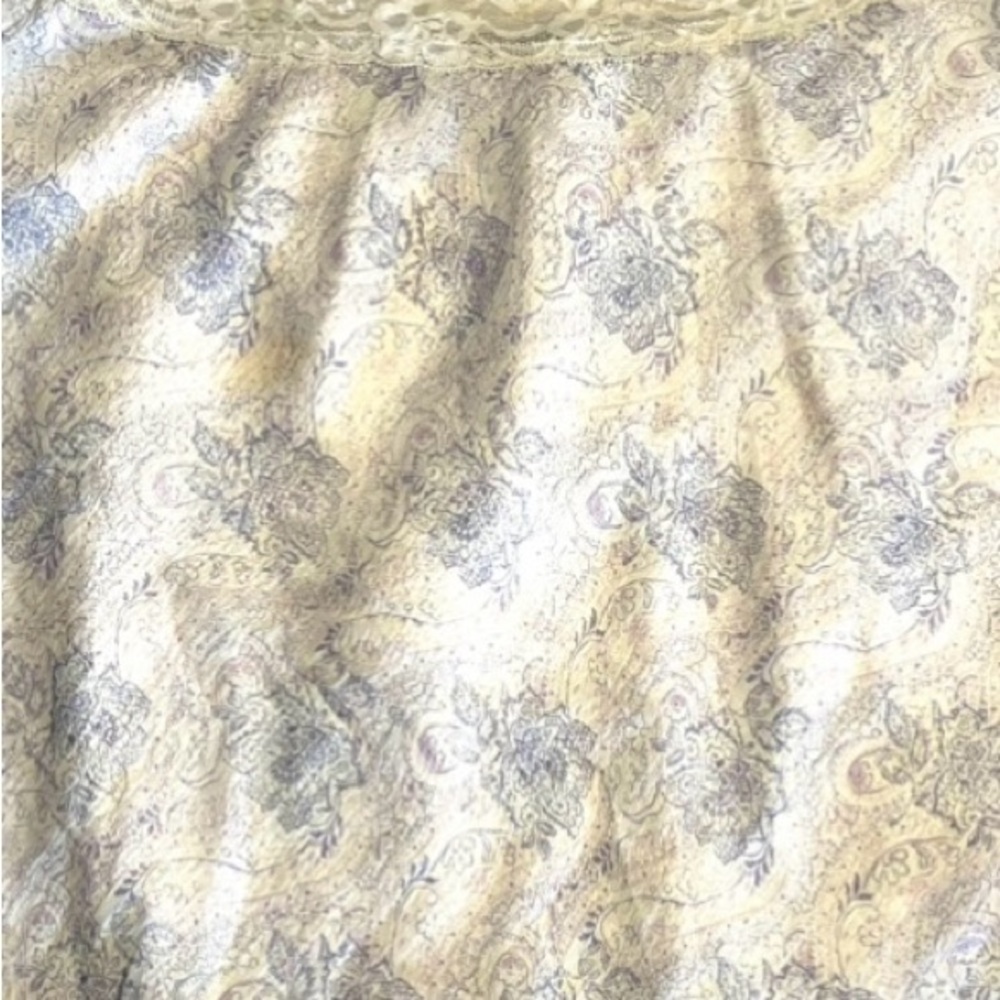 Express silk skirt, size medium - Picture 7 of 9